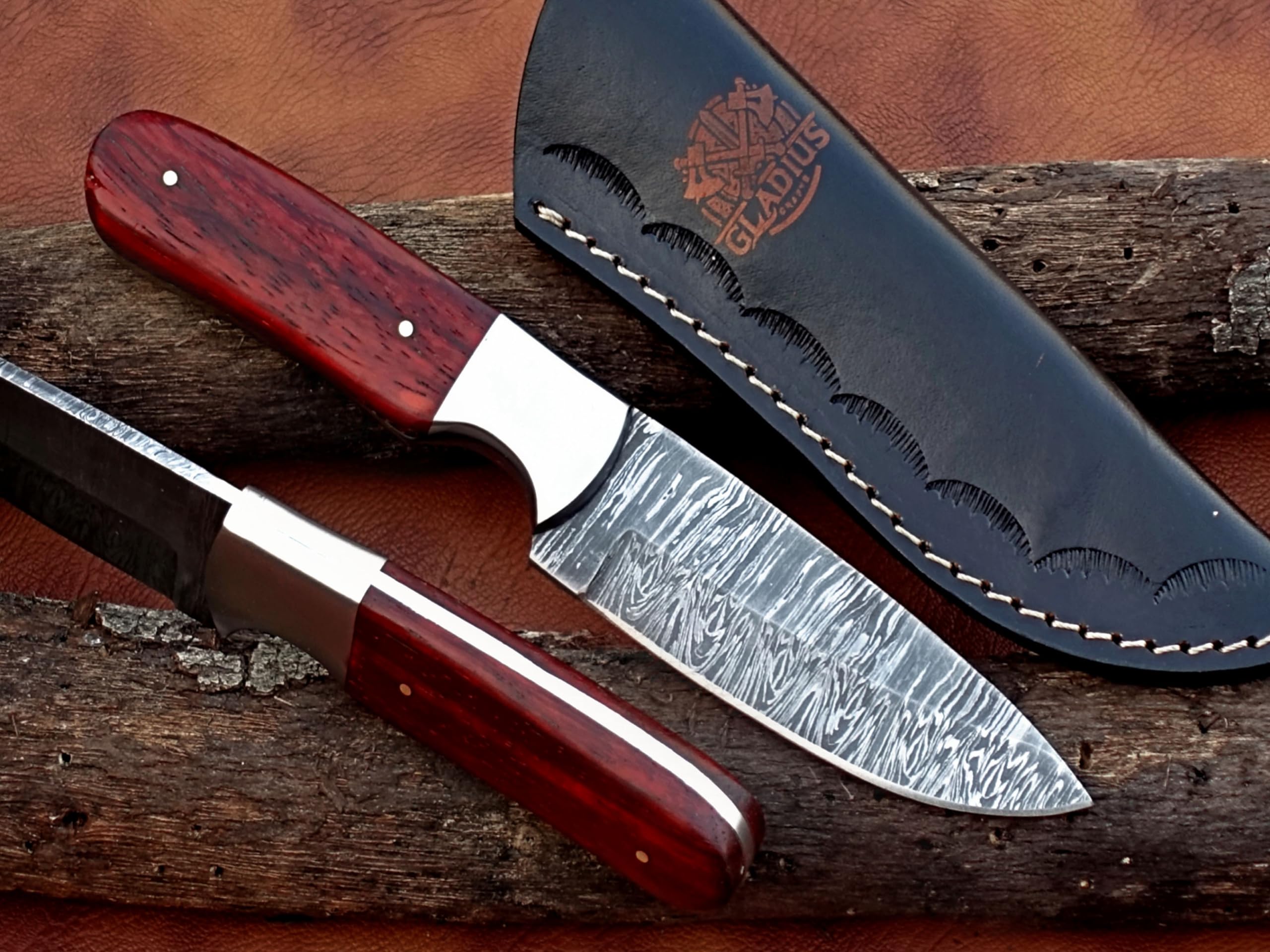 Viking Heritage Skinner Knife – Expertly Crafted with Damascus steel for Precision Hunting and Field Dressing: Embrace the Timeless Elegance of Craftsmanship with this Razor-Sharp
