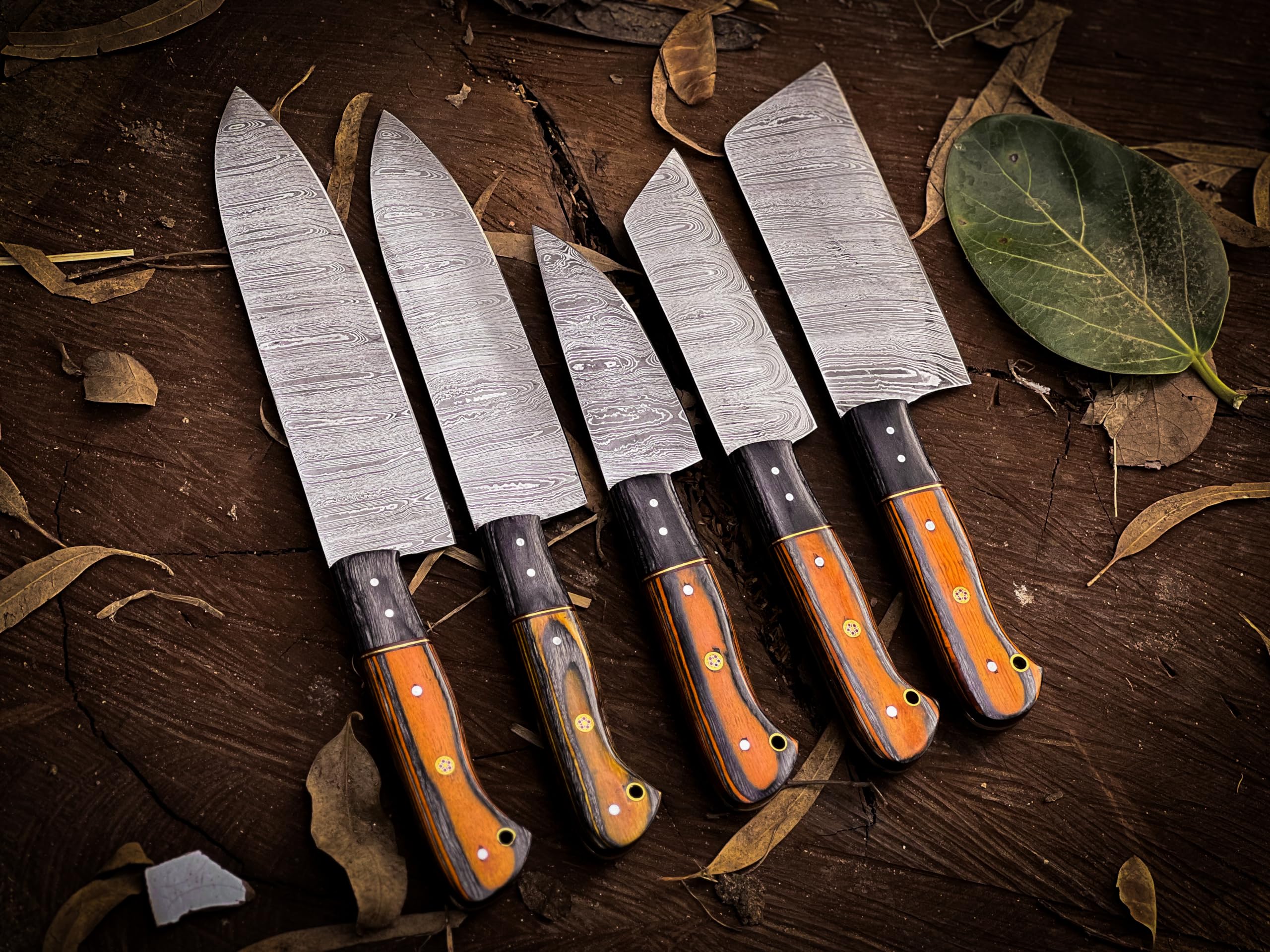 Exquisite 5-Piece Damascus Steel Chef Knife Set with Premium Leather Sheaths and Wood Handles - Ergonomic, Professional, and Ultra Sharp for Professional Kitchen Use